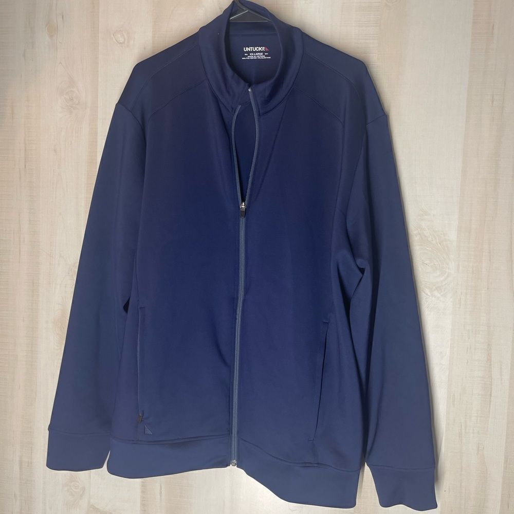 Untuckit navy long sleeve zip up track jacket,‎ size 2X